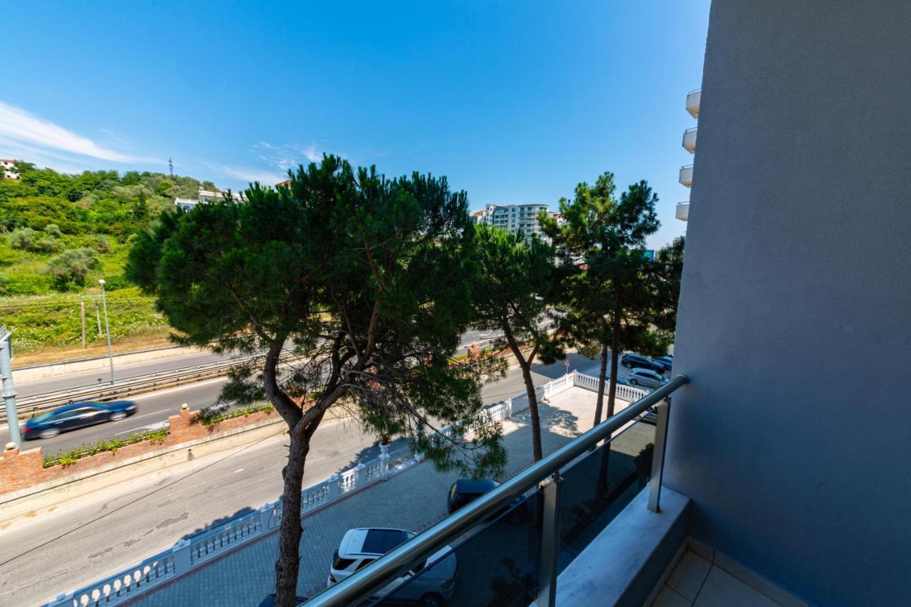 Ponari S Hotel Kryemëdhej Exterior foto